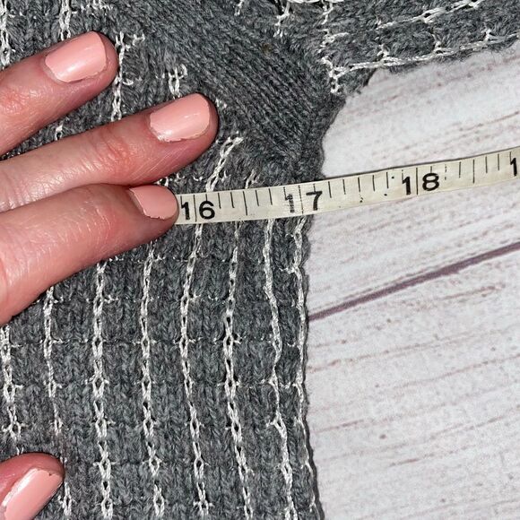 a.n.a. Long sleeve sweater w/stripe stitching, grey/white sz XS - Picture 7 of 11